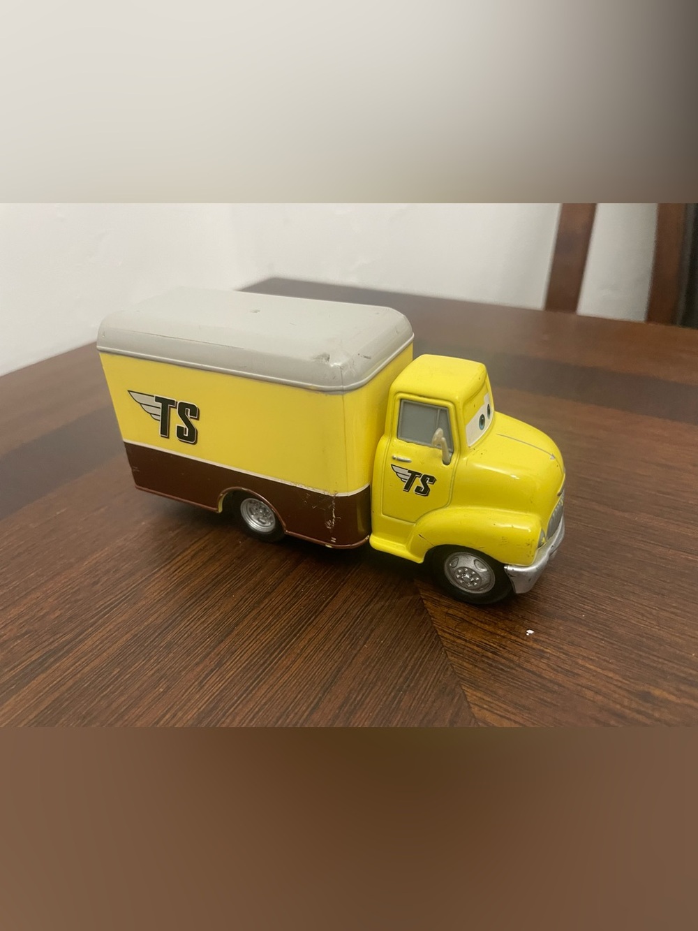 Disney Pixar Cars Dustin Mellows TS Deluxe 1:55 Diecast Mattel Race O Rama